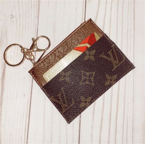 keychain Louis Vuitton wallet